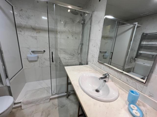 Apartamentos City Beach バルセロナ エクステリア 写真